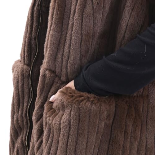 Amazhiyu Women's Faux Fur Vest Winter Sleeveless Stand Collar Zip Coat Pockets4