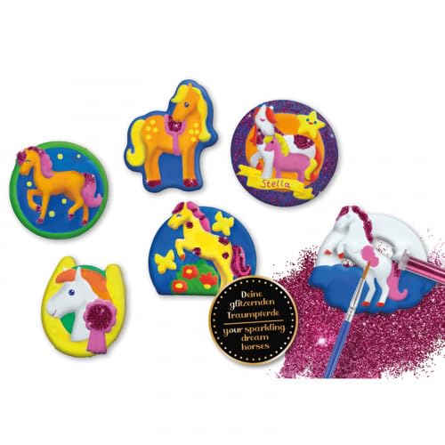 Lena 42707 - Kit de moulage en plâtre pour 15 aimants papillon pailletés - Avec 6 moules papillons, plâtre, peinture, pinceau, paillettes et bandes magnétiques - Kit de bricolage pour enfants à partir Lena 42707 - Kit de moulage en plâtre pour 15 aimants papillon pailletés - Avec 6 moules papillons, plâtre, peinture, pinceau, paillettes et bandes magnétiques - Kit de bricolage pour enfants à partir
