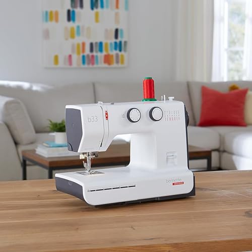 Bernina Bernette B33 Machine à coudre mécanique pour débutant avec bras libre