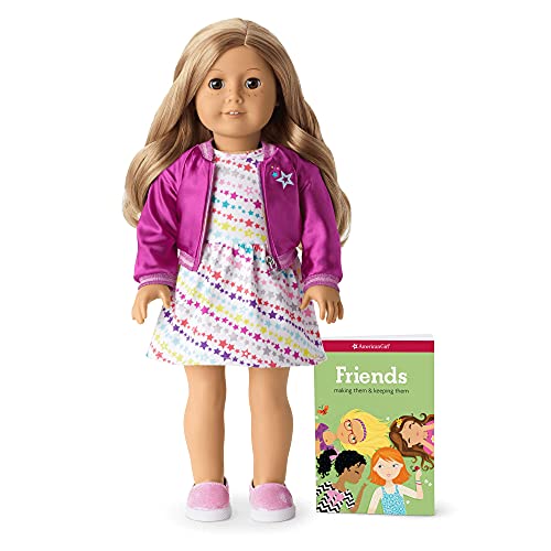 American Girl Truly Me - 18 Inch Truly Me Doll - Brown Eyes, Wavy Blond Hair, Light-to-Medium Skin with Warm Undertones and Freckles - DN24