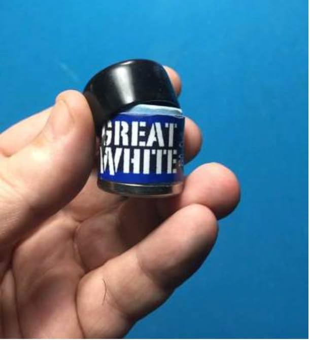 Great White Pool Cue Stick Chalk Billiards - Mako Blue (Single)