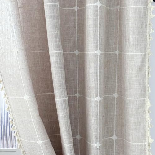 Cortinas semiopacas con borlas para regular la luz natural en dormitorios modernos 2