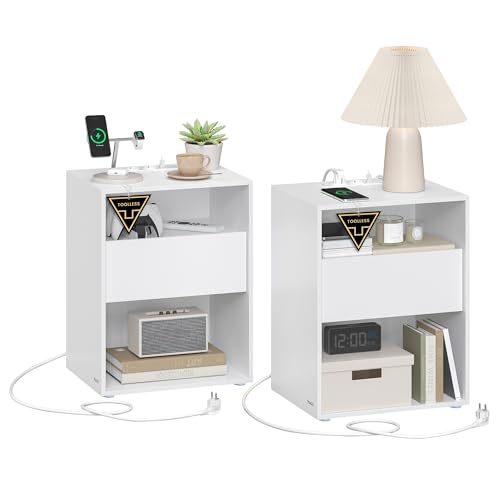 【STAZIONE DI RICARICA A PORTATA DI MANO】Rimani connesso grazie alla presa integrata con 2 porte USB, 2 prese AC e un cavo da 2 m. Questo set di comodini ti permette di caricare il tuo telefono, tablet o cuffie senza dover lasciare il comfort del tuo letto