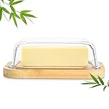 DETAILS SIND PERFEKT : Der Glasdeckel der Butterdose schließt dicht am Boden ab und hält die Butter effektiv frisch. Der Bambus auf der Unterseite wird sehr glatt geschliffen.