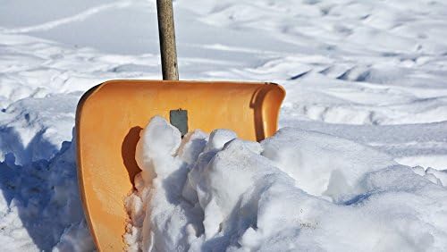 Amazon 雪を溶かすならこれ 融雪剤 塩化カルシウム ２kg 便利な取手付き ２袋 凍結防止剤 融雪剤