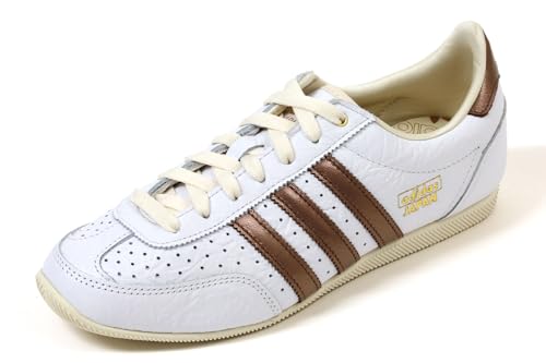 [AfB_X] IWiX Wp W tbgEFAzCg/vuhuE/N[zCg Originals JAPAN W JQ9025 FTWWHT/PREBRN/CREWHT(23.5cm)