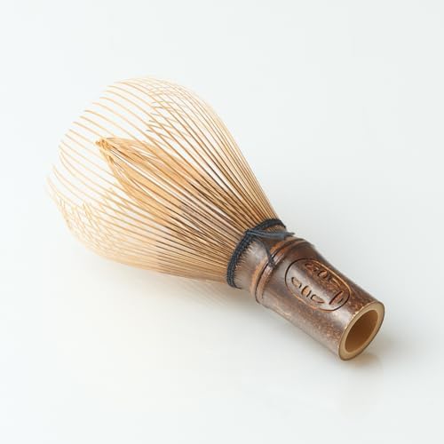 Can you whisk matcha with a fork