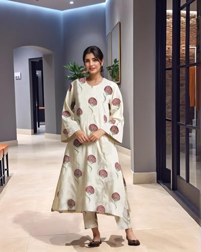 Image of GoSriKi Women's Rayon Viscose Printed Straight Kurta with Pant