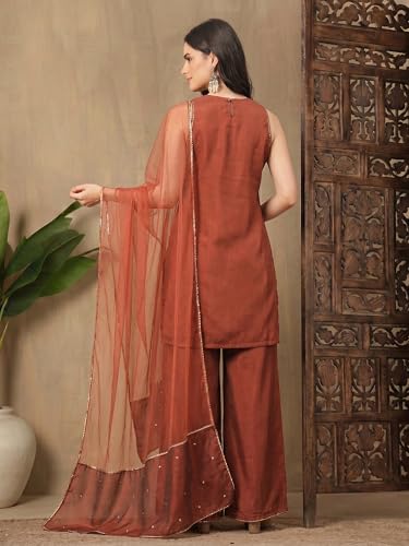 Image of Women's Floral Embroidered Silk Blend Kurta & Pant Set And Net Dupatta Ethnic Wear Salwar Suit Set (ES 2599)
