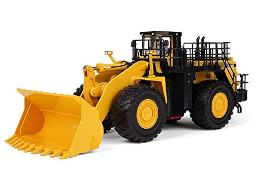 KOMATSU WA900-3 ホイールローダー（1/50スケール） Komatsu WA900-3 Wheel Loader
