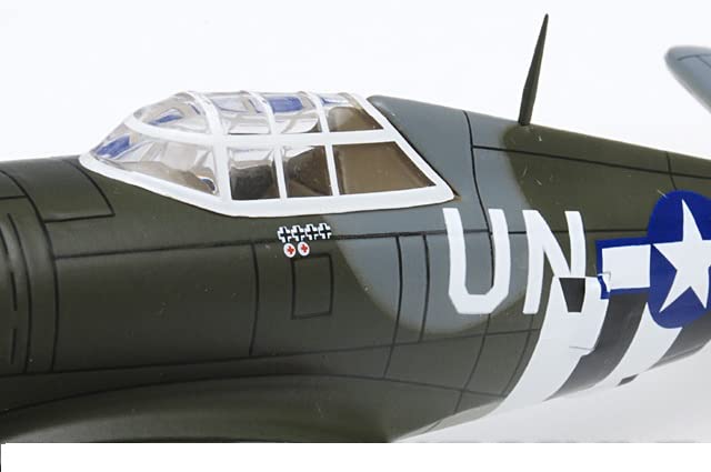 Amazon | アメリカ軍 飛行機 模型 完成品 1/72 サンダーボルト P-47D