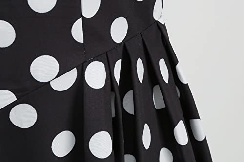 Robe courte fleurie légère et fluide contre la chaleur