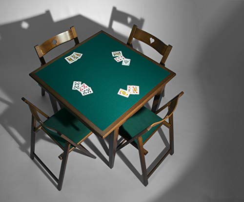 DESIGN PIEGHEVOLE: Sistema pratico di apertura e chiusura, con spessore di soli 12 cm da chiuso per il tavolo e soli 6 cm per le sedie.