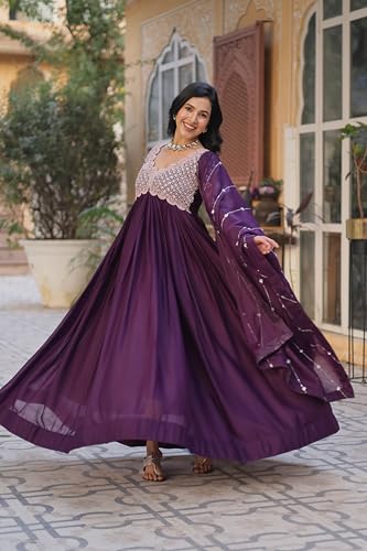 Robe Anarkali grande taille fluide masquant les formes pour cérémonie - 5