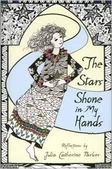 Paperback The Stars Shone in My Hands Book