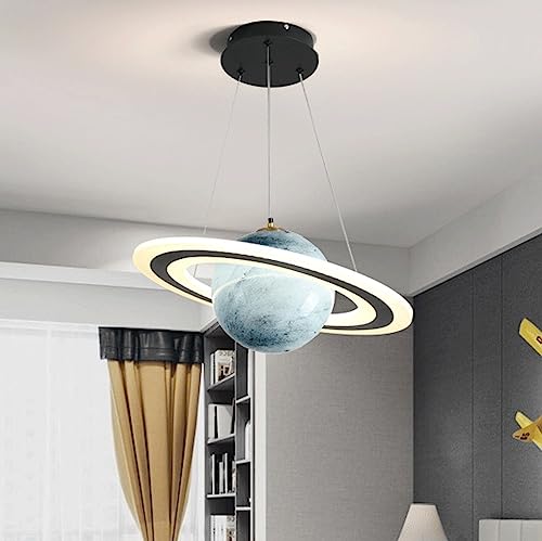 Suspension Universe Star LED pour illuminer la salle de jouets