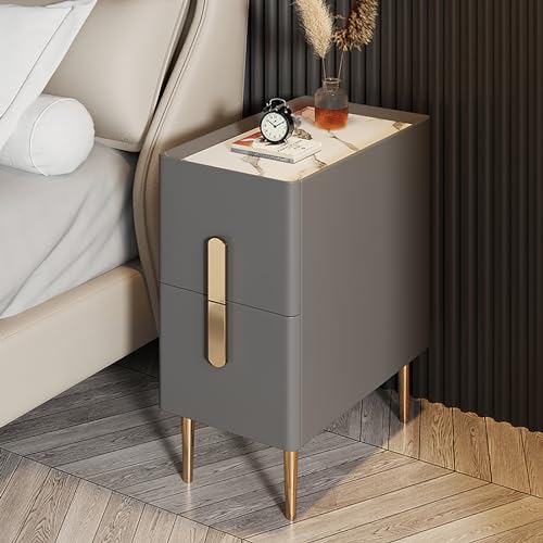 Table de chevet en cuir pour optimiser les espaces restreints