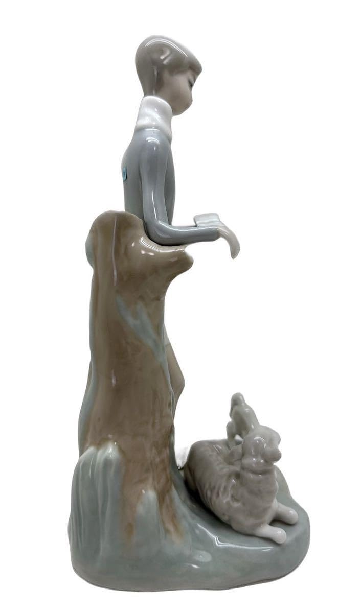 LLADRO (リヤドロ) 少年とヤギ #4509 LLADRO (リヤドロ) 少年とヤギ #4509