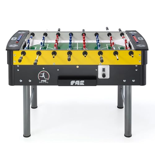 ADATTO AGLI SPAZI INTERNI: Progettato per uso interno, il calciobalilla Mundial combina stile e funzionalità con dimensioni compatte 146x78x76 cm. Altezza impugnatura ideale di 87 cm per il massimo comfort di gioco.
