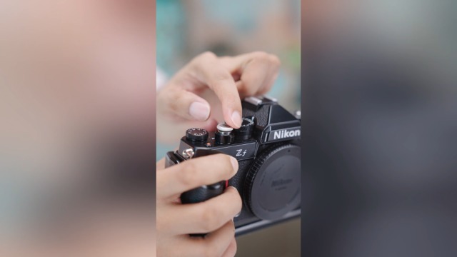 Nikon - バーバリー nikon_20117_nikkor_z_tm_180_60