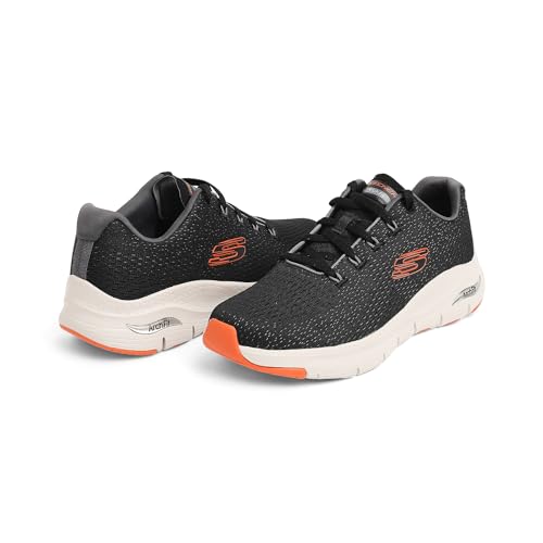 Image of Skechers Men Arch Fit Takar Sneakers