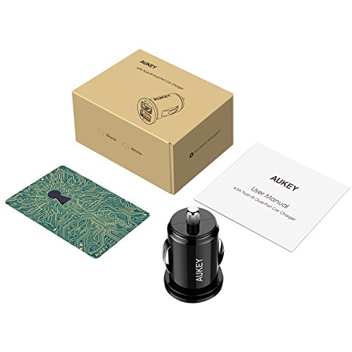 AUKEY Caricabatteria auto, Ultra Compatto, Dual Porta USB 4.8A/24W per iPhone, iPad, Tablet, Smartphone e gli altri dispositivi USB