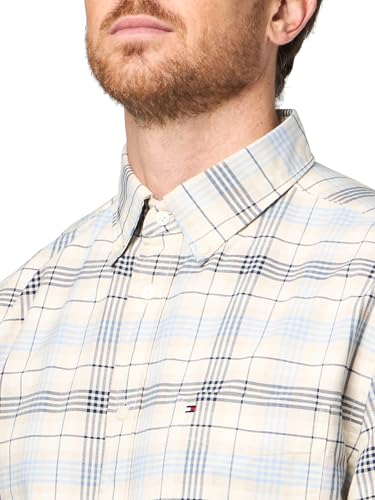 Image of Tommy Hilfiger Men's Long Sleeve Oxford Shirts in Regular Fit, Men's Button Down Shirts, Also Available in Big and Tall