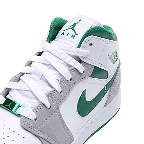 Image of Nike Men's Air Jordan 1 Mid Basketball Shoes