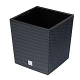 Der praktische Innenkasten ist ausziehbar und ermöglicht eine einfache Bepflanzung oder Reinigung. Die Pflanzkübel sind robust, UV-beständig und wetterfest.