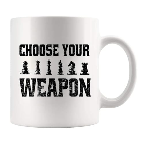 Taza de cerámica con texto en inglés 'Choose Your Weapon Ches' Gifts - Taza de cerámica de 325 ml, color blanco