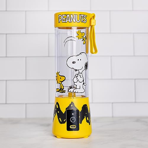 Uncanny Brands Peanuts Snoopy & Woodstock licuadora portátil recargable por USB