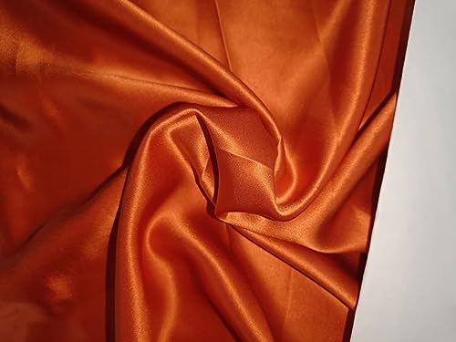 Satin de soie orange 111,8 cm opaque et lourd pour éviter les doublures sur vos robes
