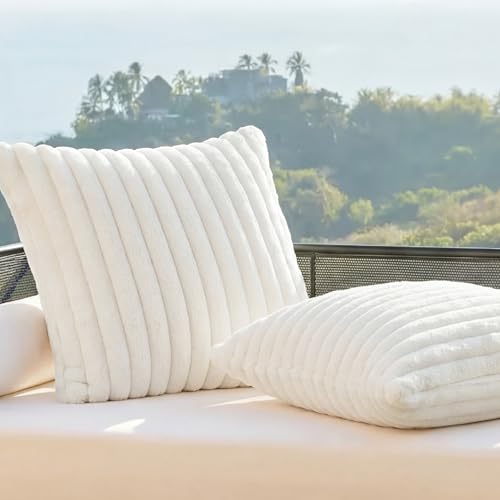 Bedsure Double-Side Striped Decorative Throw...