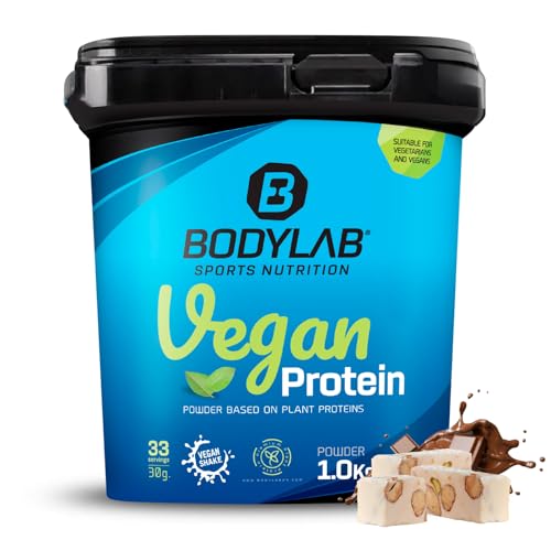 Bodylab24 Vegan Protein Schokolade-Nougat 1000g, 100% veganes Proteinpulver aus Ackerbohnen, Erbsen- und Kürbiskernprotein, mit 80g Eiweiß je 100g Pulver, ideal für den Muskelaufbau und -erhalt