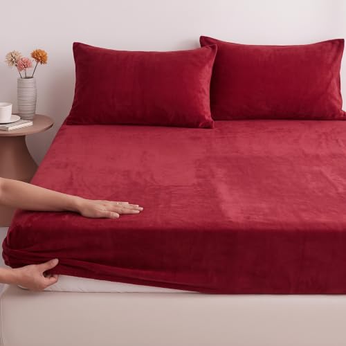 Image of BSB HOME 280 GSM Warm Plush Fitted Bedsheet, Soft Cozy Stretchable Mattress Sheet with Elastic Fitted Corners, Comfortable Winter Bedding for Double Bed, 72 x 78 + 8 Inches(183x198+20 cm) - Wine Red
