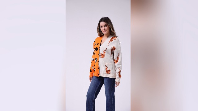 DERAX Women's Oversized Leopard Tiger Print Cardigan Sweaters V