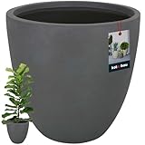 Durable : l'un des plus grands avantages de nos pots pour plantes d'intérieur est leur poids léger, ce qui les rend beaucoup plus faciles à déplacer sans perdre de stabilité. Le grand pot de fleurs d'extérieur est assez robuste pour être utilisé dans les espaces publics tels que les jardins, les terrasses, les hôtels ou les restaurants. Le pot de fleurs pour l'extérieur et l'intérieur est également résistant aux UV. Ainsi, il conserve sa couleur et sa structure même en cas d'exposition prolongée au soleil.