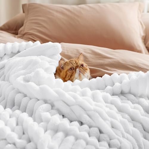 BEDSURE Kuscheldecke 230x270 Zimmer Deko - Tagesdecke, Weiß – Ansicht 6
