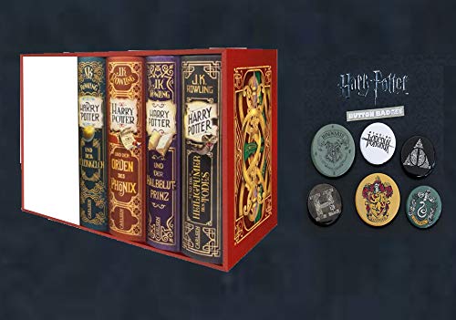 Harry Potter: Band 4 + 5 + 6 + 7 im Schuber + 1 Original Harry Potter Button