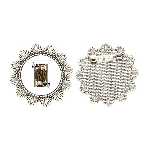 Broche de plata Club J con diseño de naipes en tamaño mediano