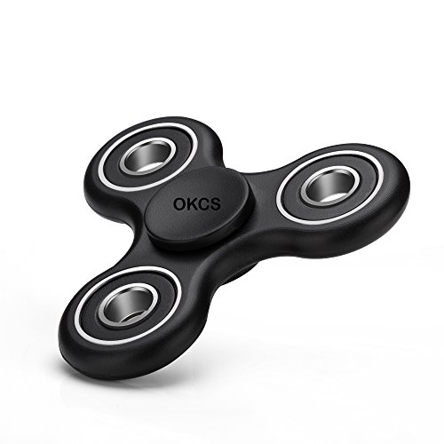 Preisvergleich Produktbild OKCS Fidget Spinner Spielzeug Tri Finger Spinner Stresslöser Konzentration Rundes Design - Schwarz