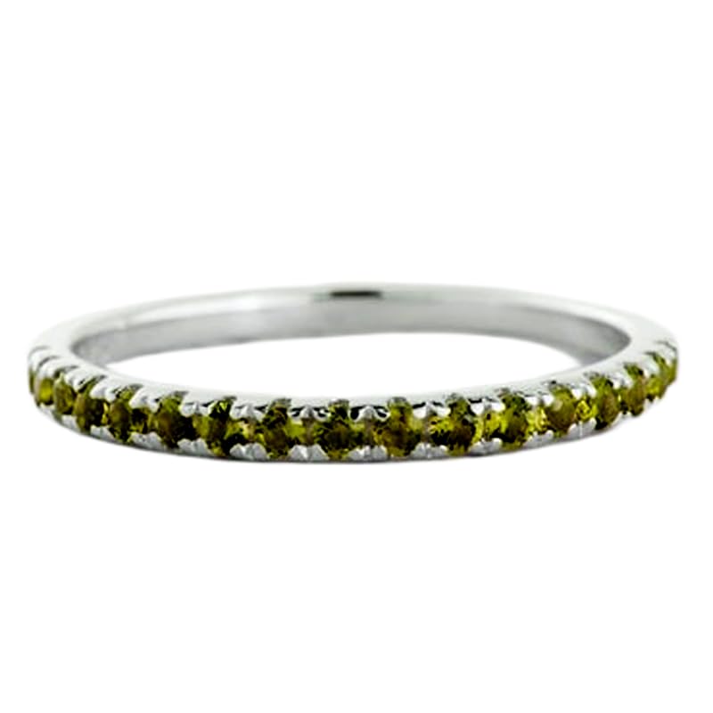 Bague péridot naturel vert en argent 925 pour sublimer vos tenues de soirée et cocktails