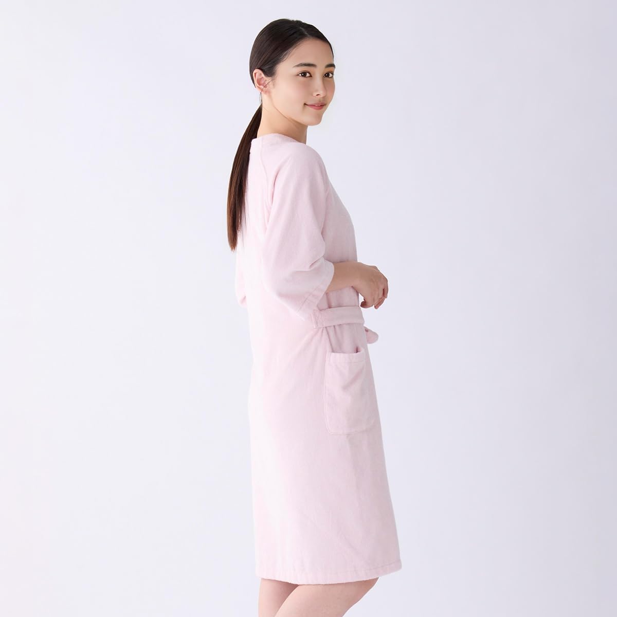 uchino エアリータッチローブ ピンク