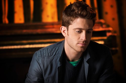 Vista 2 de Day Is Brave