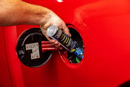 Image of Hot Shot's Secret Premium Defender DEF Booster Additive 8 oz - Treats 20 Gallons - Diesel DEF Treatment for Diesel Exhaust Fluid, Cleans and Prevents Crystal Build-Up | Treats 20 gallons. Helps prevent DEF crystal buildup and keeps DEF systems clean