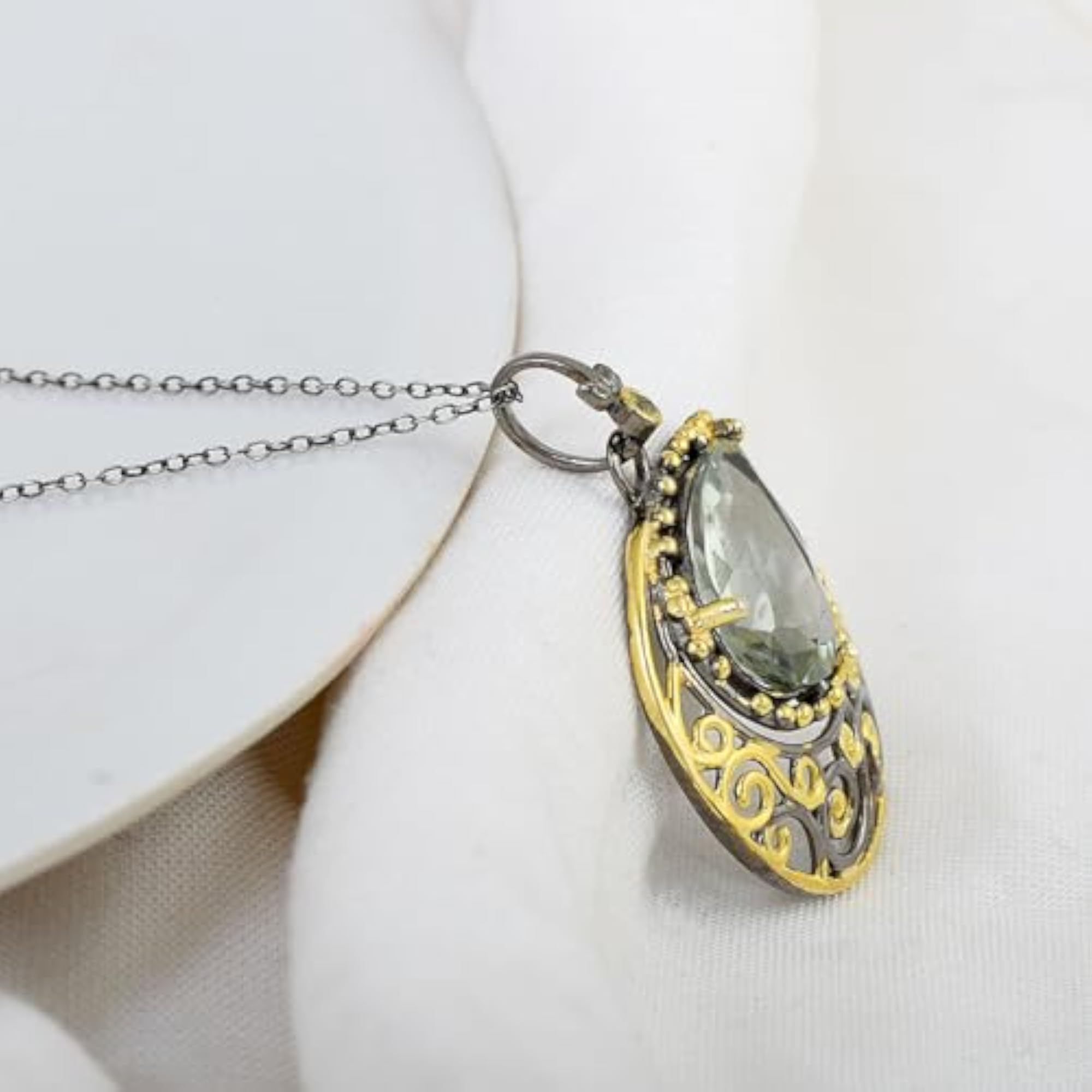 Women's Green Amethyst & Peridot Ethnic Pendant Necklace