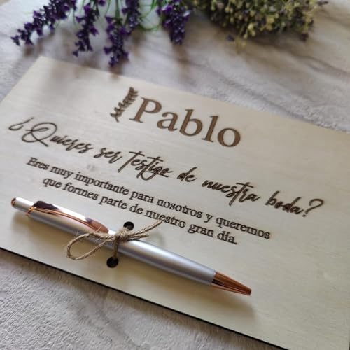 EVYRE | Placa De Madera Personalizada Nombre Con Bolígrafo | Regalo Testigos De Boda | Cartel Madera de Alta Calidad | Regalos Personalizados Para Testigos Boda, Padrinos Bautizo Propuesta | Gran Día EVYRE | Placa De Madera Personalizada Nombre Con Bolígrafo | Regalo Testigos De Boda | Cartel Madera de Alta Calidad | Regalos Personalizados Para Testigos Boda, Padrinos Bautizo Propuesta | Gran Día