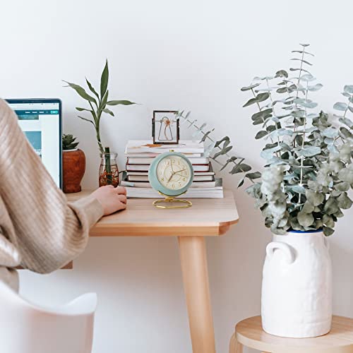 Shougege Desk Clocks Battery Operated, Silent Alarm Clock For Bedrooms, Retro Bedside Table Analog Vintage Aesthetic Clock #TOP3