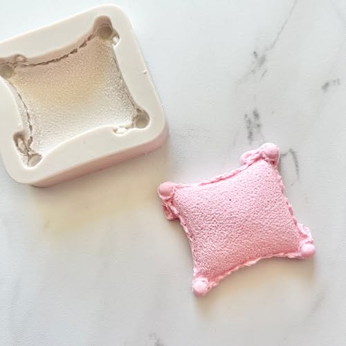 Pillow Mold For Cupcakes, Cakepops, Chocolate Strawberries, Pretzels And Rice Krispies