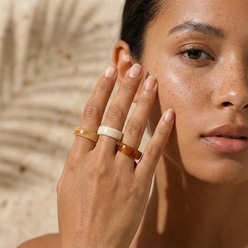 Viva Joya 24-30pcs Resin Rings, Plastic Rings Acrylic Rings for Women Teen Girls, Chunky Aesthetic Trendy Colorful Cute Stackable jewelry, Bulk Rings, Statement Dome Thick Rings, Giftable Set Size 6 7